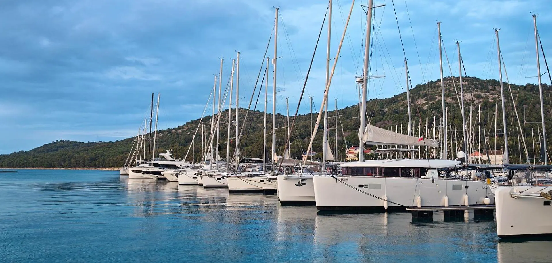 Adriaticoast Holiday Apartments- Dalmatian Dream